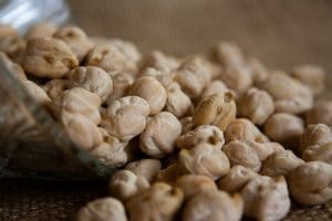 Atelier de cuisine végétarienne sur le thème du pois chiche organisé par Ekikrok chez Agricovert à Gembloux